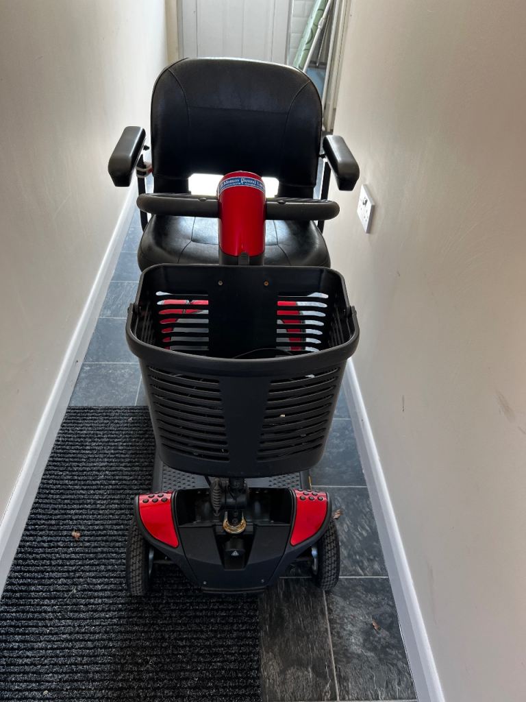 Go-Go Elite Traveller Mobility Scooter - Red, Good Condition