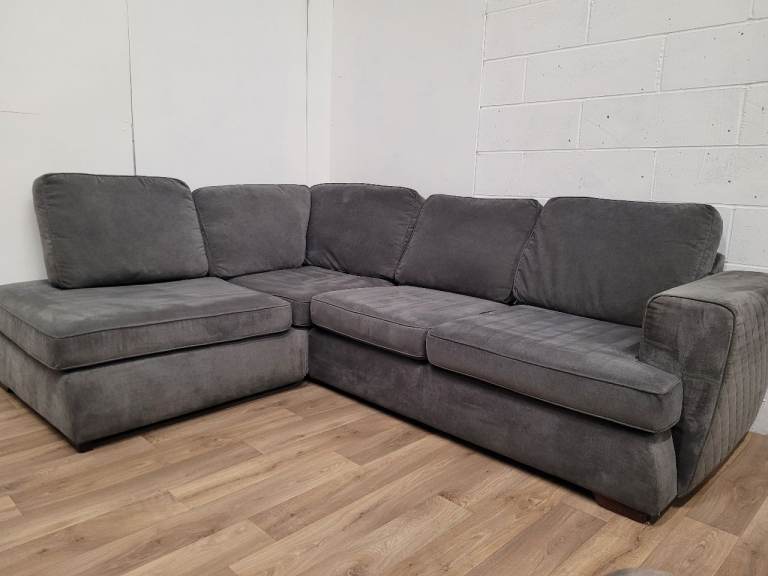 Large Grey DFS Corner Sofa – Good Condition FREE DELIVERY 