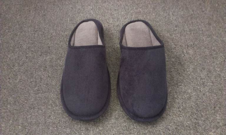 Unisex slippers