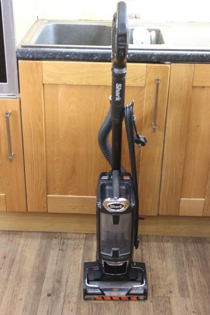 Shark Powered Lift Away Vacuum + Anti Hair Wrap Cleaned/Serviced Good Working Order + Two Tools
