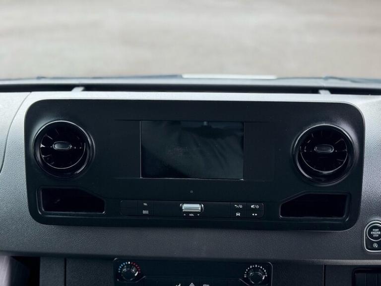 2022 Mercedes-Benz Sprinter 3.5t Progressive Chassis Cab CHASSIS CAB DIESEL Manual