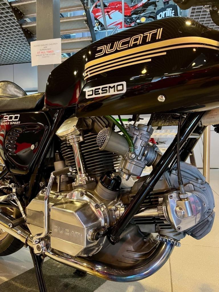 *SOLD* 1980 DUCATI 900 SS BEVEL PRESENTED IN CONCOURS CONDITION