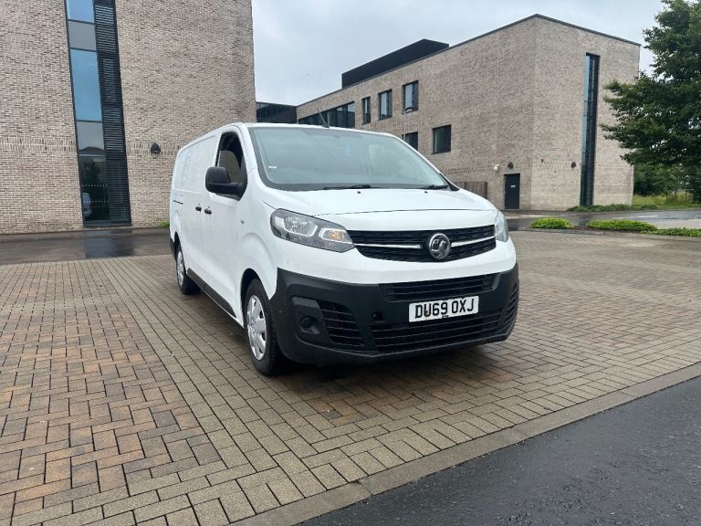Vauxhall vivaro 2.0dci lwb l2 h1 Ulez 