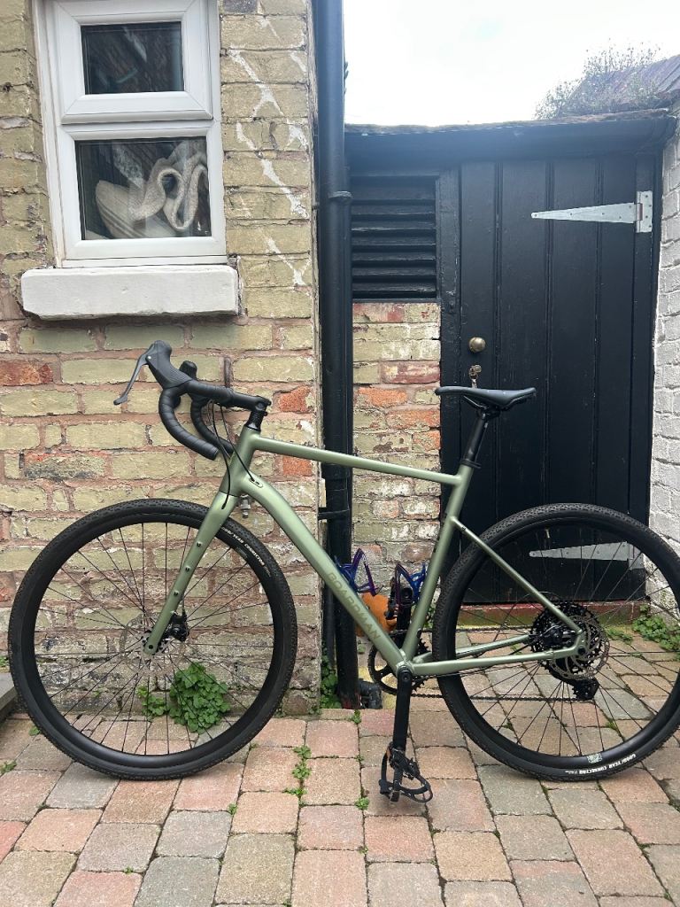 Boardman ADV 8.8 gravel bike 2026 (RRP £950)