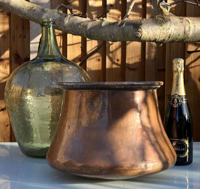 ANTIQUE FRENCH COPPER PAN, CAULDRON, PLANTER, LOG BUCKET - 35cm diam h26cm 3.2kg - WILL POST!