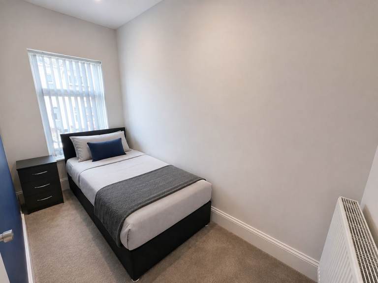 *BRAND NEW**All Bills Included (+£100)**Fully Furnished**Bathroom Shared With Just 2 Other People*