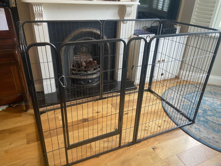 Dog playpen 