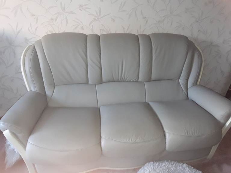 BARGAIN BUY!!!   Comfortable Grey Leather Three-Seater Sofa + Reclining Armchair,  £250 ONO 