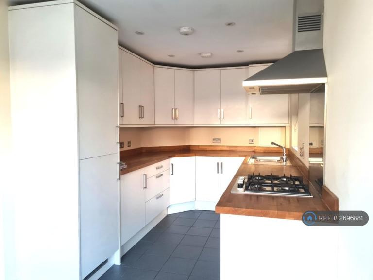 2 bedroom house in Shepard Place, Pangbourne, Reading, RG8 (2 bed) (#2696881)