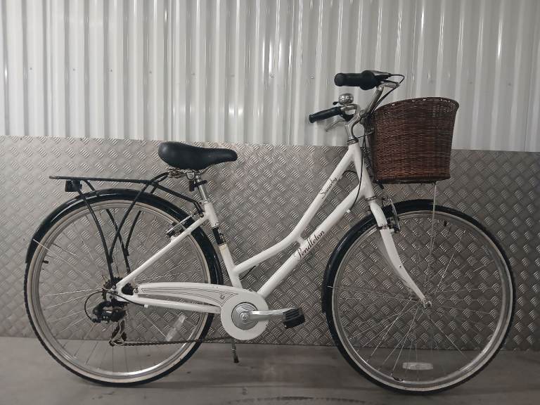 Ladies pendleton city bike 