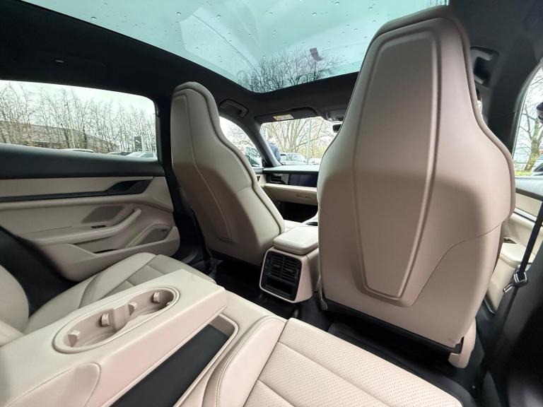 2022 Porsche Taycan Performance Plus 93.4kWh 4S Saloon 4dr Electric Auto 4WD (11kW Charger) (57 S...