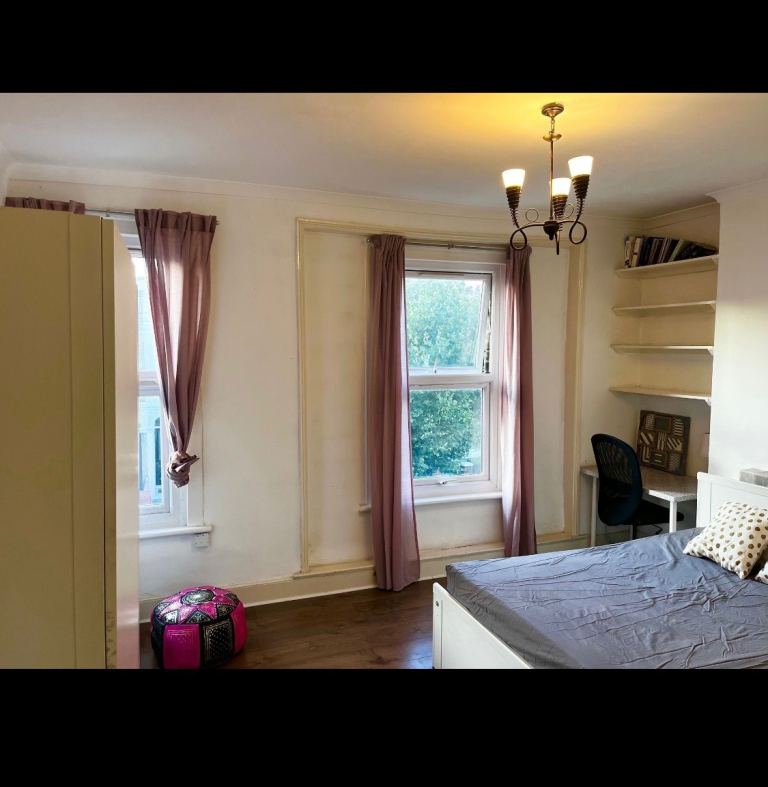A very Large Double Bedroom to Rent in Stratford, E15.