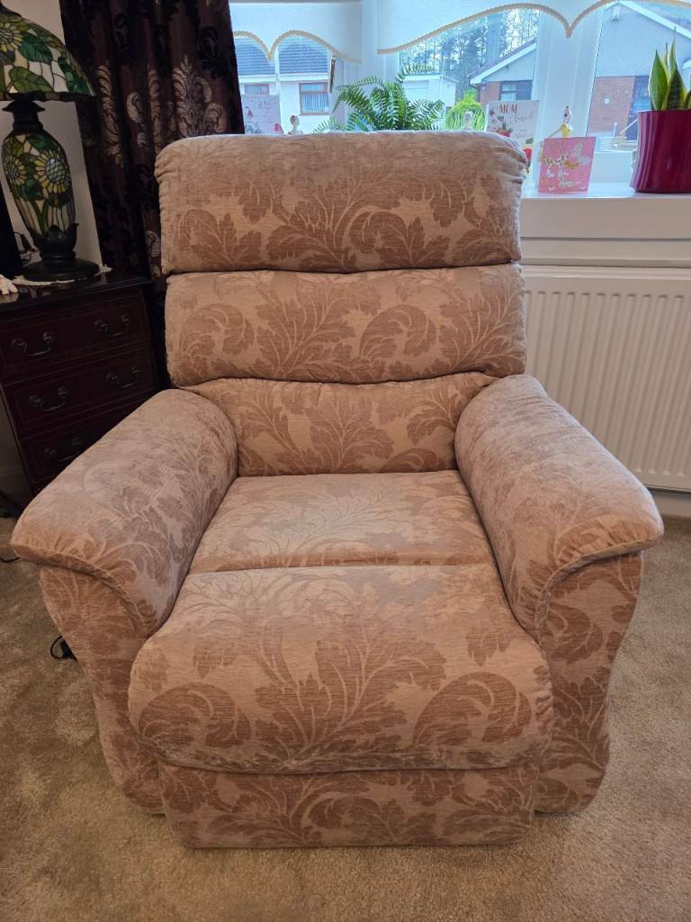 Careco Madison Riser Recliner mobility chair
