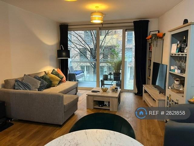 1 bedroom flat in Nelson Walk, London, E3 (1 bed) (#2821858)