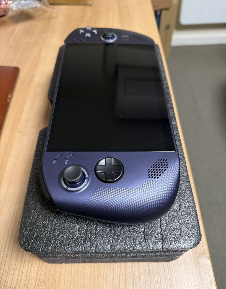 LENOVO Legion Go S Handheld Gaming Console - AMD Ryzen Z2 Go, 512 GB SSD, Nebula Nocturne