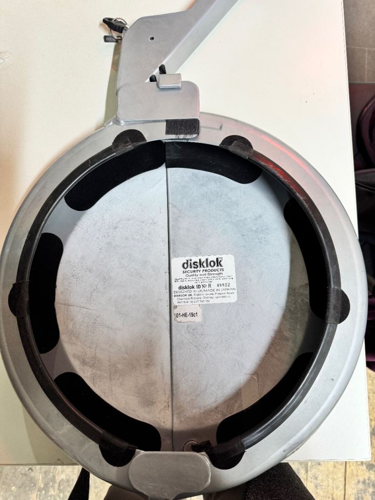  - Car Steering Wheel Lock