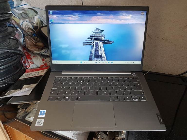 laptop Lenovo 20sl new screen windows 11 processor intel core i7-1065g7 1.30ghz 10 ge
