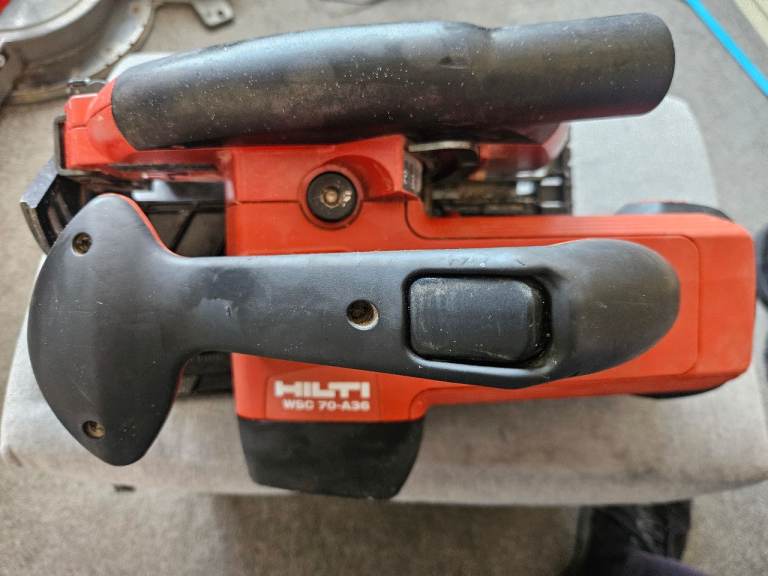 Hilti SCW 70-A36 Circular Saw – Good Condition