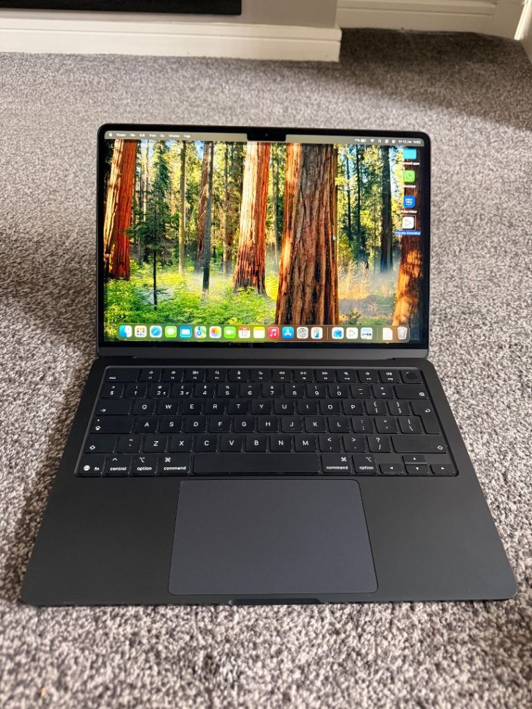 Macbook Air 2025 13 inch for sale 