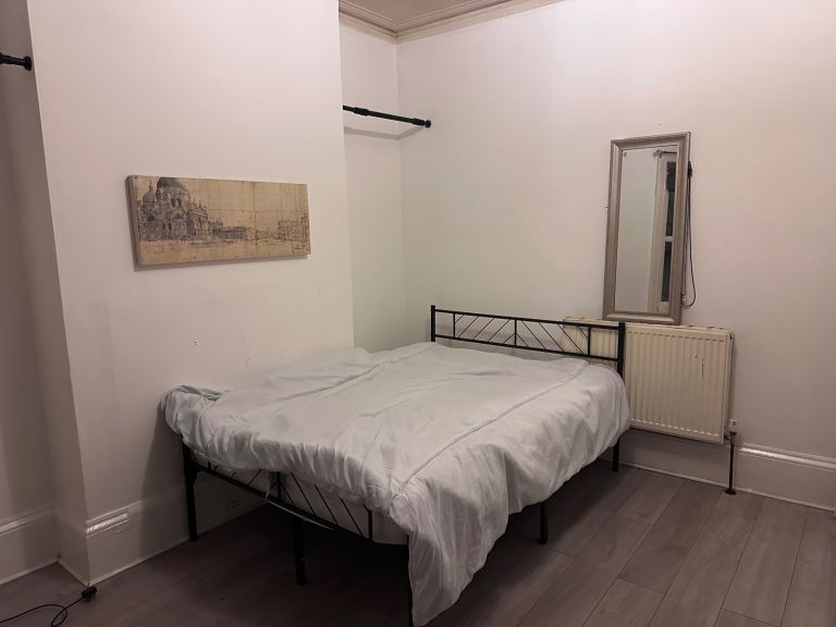 Large Double Bedroom to Rent – All Bills Included – Great Location In Hove