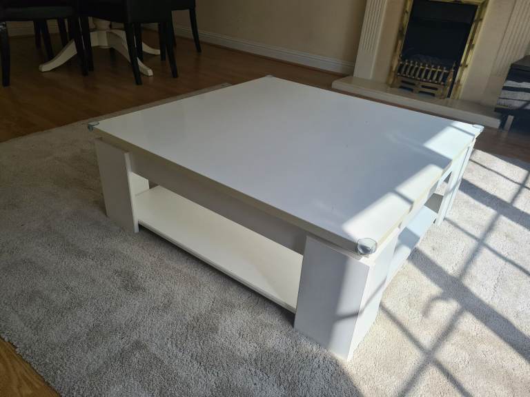 Large white Gloss Coffee Table with Shelf 