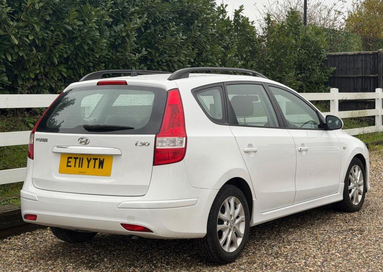 2011 Hyundai i30 1.6 Comfort 5dr Auto ESTATE PETROL Automatic