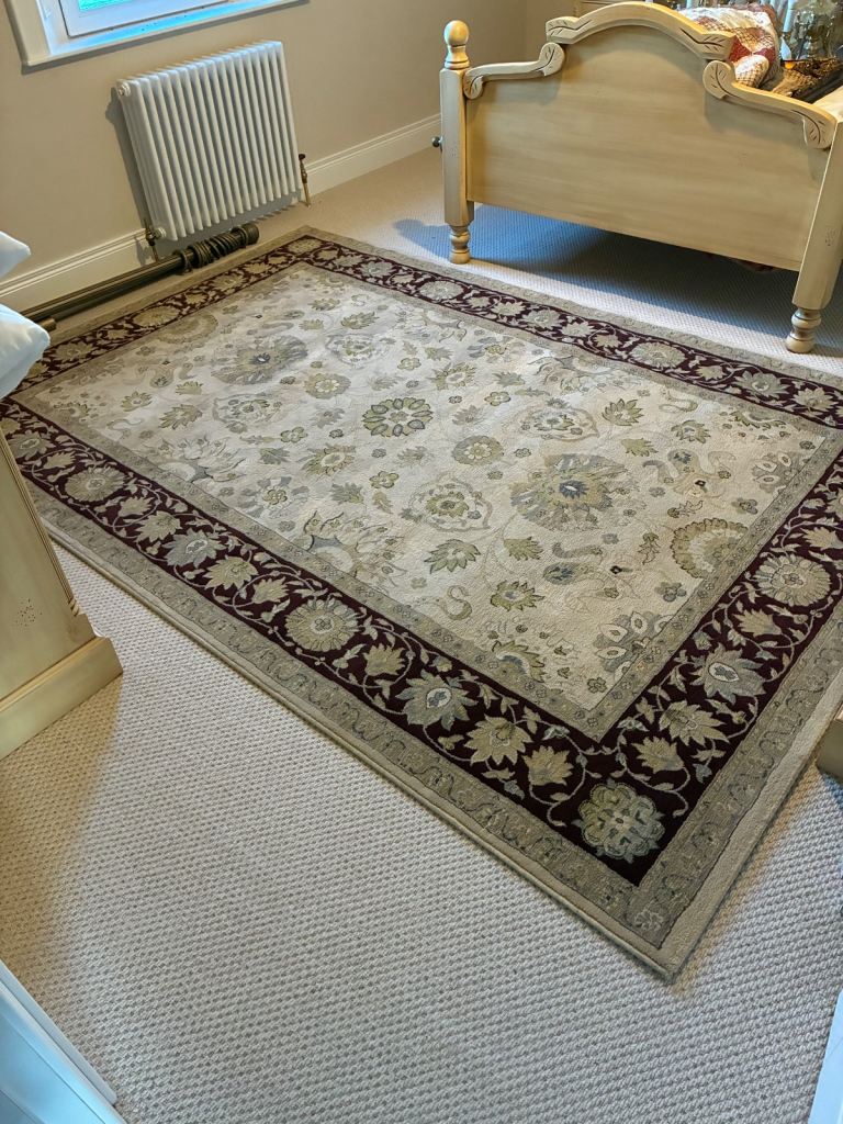 large rug palace 