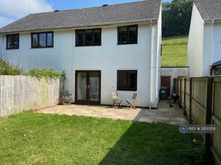 3 bedroom house in Rew Rd, Ashburton, TQ13 (3 bed) (#3033551)