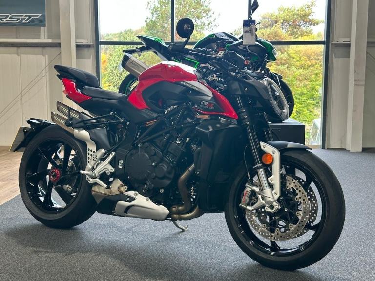 MV Agusta Brutale 1000 RS ! LOW MILES ! STUNNING