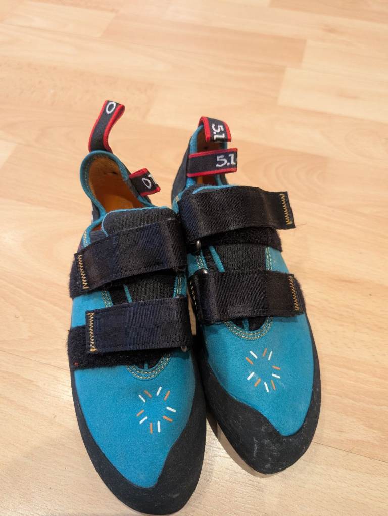 5.10 Anasazi Climbing Shoes Size 5.5 UK