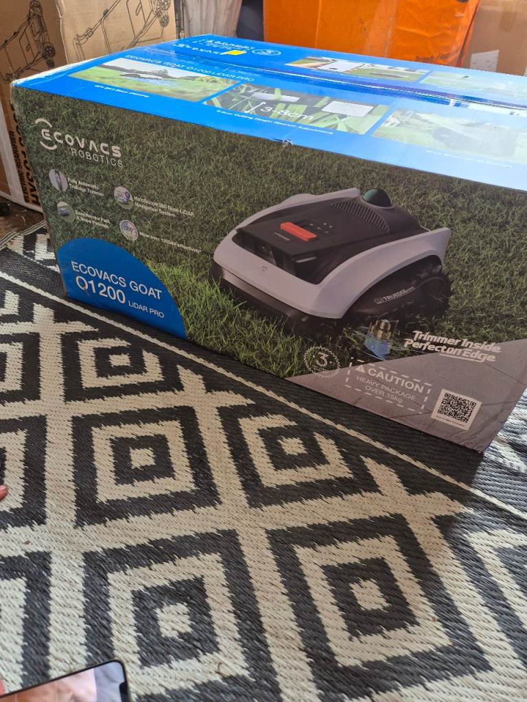 Ecovacs GOAT G1-200 Robotic Lawn Mower - Brand New in Box