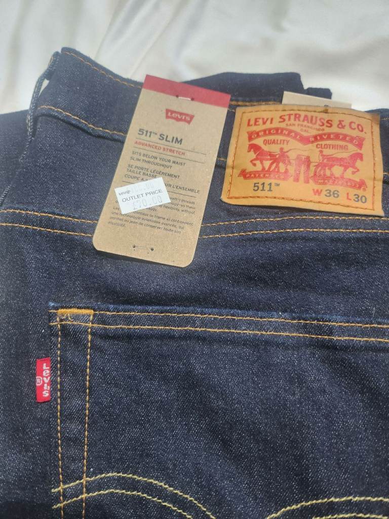 Levis jeans