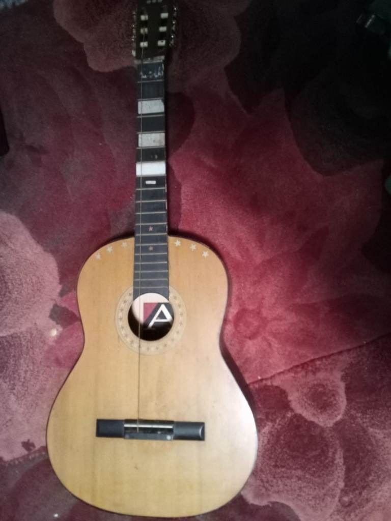 Classical guitar 