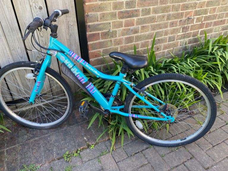 Girls bike aged 9 + 