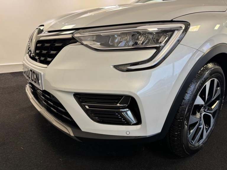 2022 Renault Arkana 1.6 E-TECH Hybrid 145 Iconic 5dr Auto COUPE PETROL/ELECTRIC Automatic