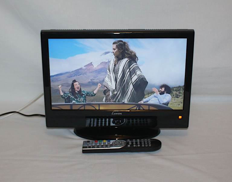 Luxor 16 inch TV DVD Combo with Built-in Freeview