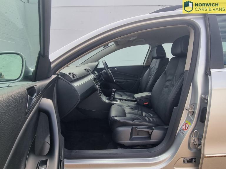 VOLKSWAGEN PASSAT 2.0 TDI Highline Plus 2009