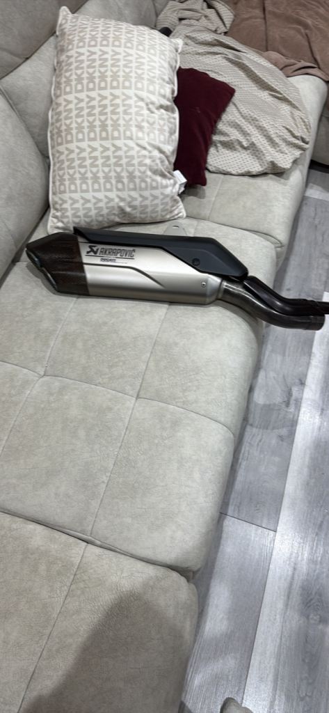 Acrapovic exhaust end can 