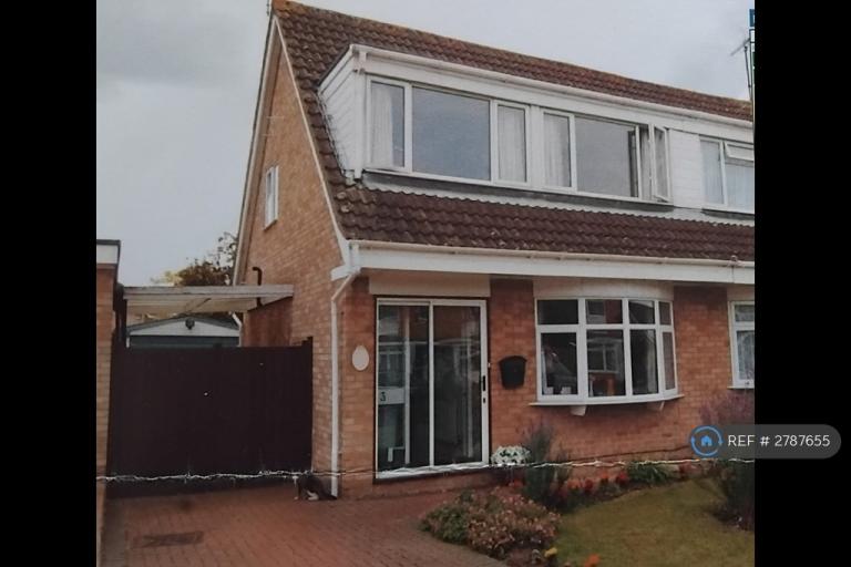 3 bedroom house in Launcestone Close, Reading, RG6 (3 bed) (#2787655)