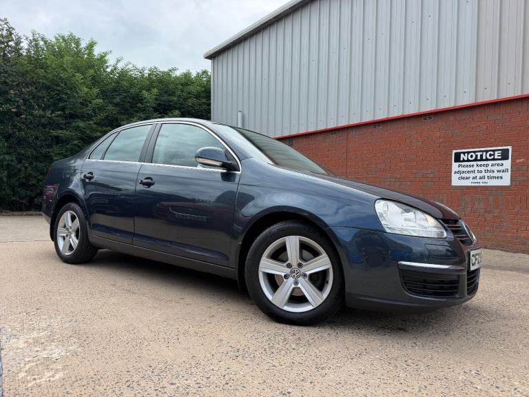 Volkswagen Jetta 1.6 TDI SE / LONG MOT / FSH 