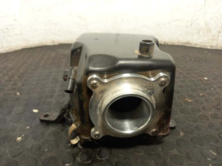 Yamaha Yfm 660 Air Cleaner/Box 1950-2032 0.7l 1s31441100