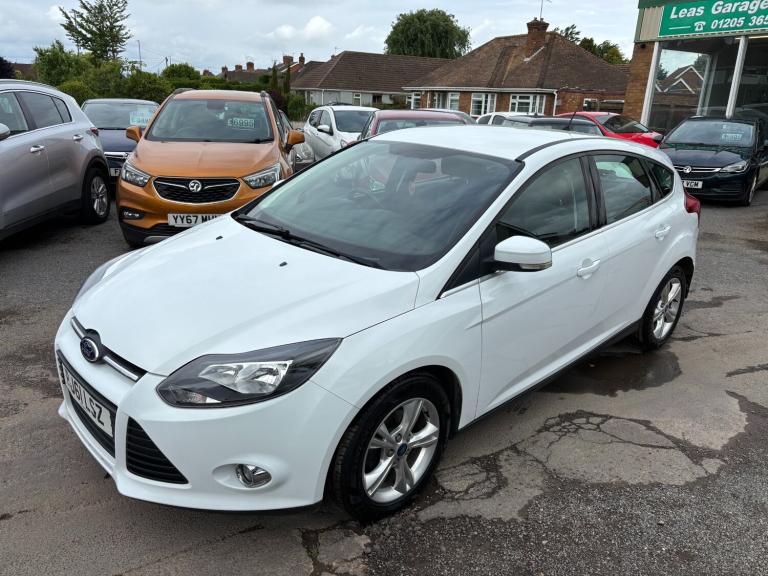 2011 Ford Focus 1.6 TDCi 115 Zetec 5dr HATCHBACK Diesel Manual
