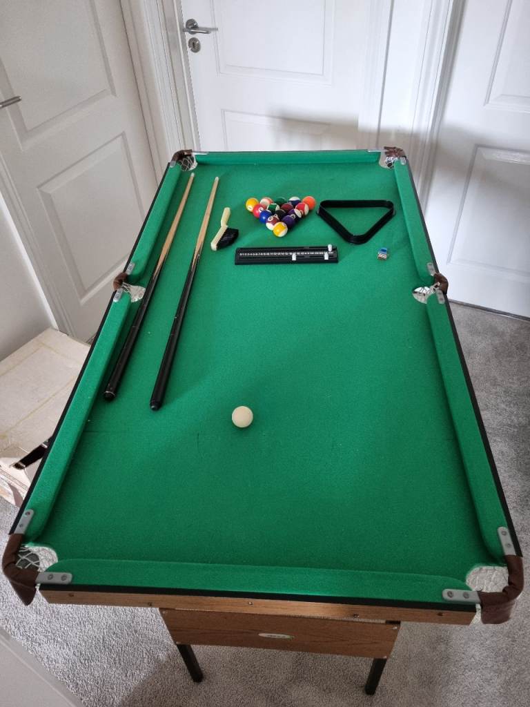 4.6ft Debut Snooker & Pool Table – Good Condition, Foldable