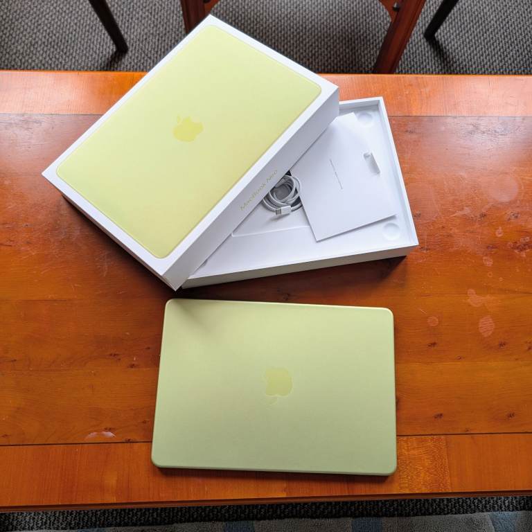 Apple MacBook Neo Citrus 256 GB
