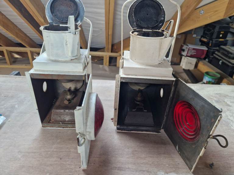 Vintage Railway Paraffin Signal Lamp - Red Lens