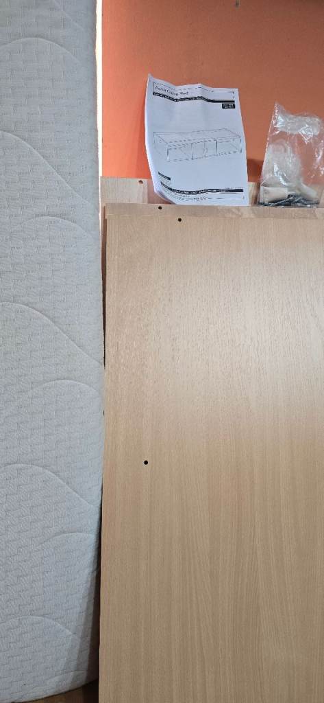 Asha Cabin Bed frame and single memory foam mattress – Good Condition