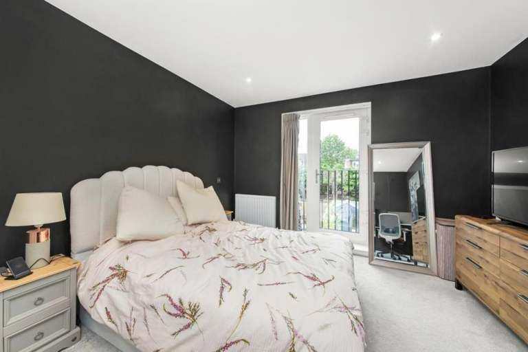 🪄🌸Double Room in Newly Refurbished House | London Bridge Area | 5 min walk to the Station