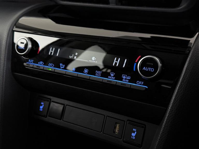 2023 Toyota Yaris Cross 1.5 VVT-h Excel E-CVT Euro 6 (s/s) 5dr HATCHBACK Petrol/Electric Hybrid A...