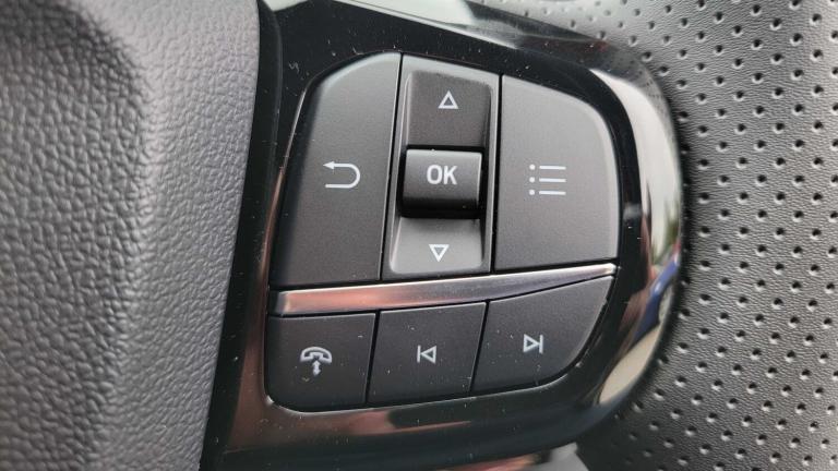 2025 Ford Puma 1.0 EcoBoost Hybrid mHEV ST-Line X 5dr HATCHBACK PETROL Manual