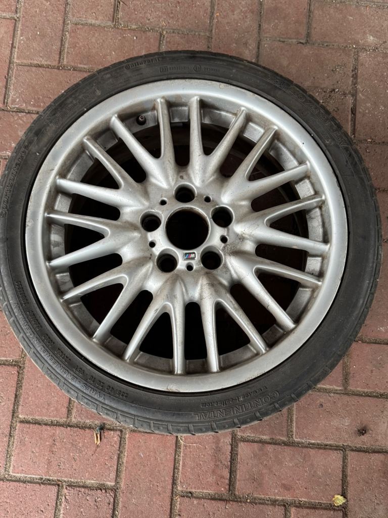BMW E46 18” Alloy wheel with tyre
